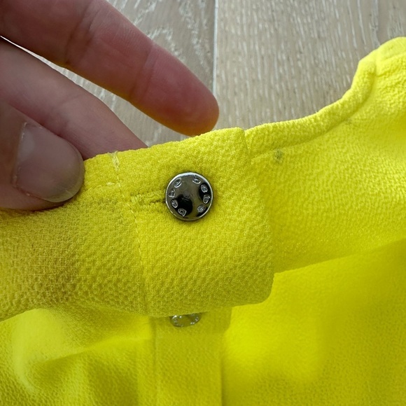 bebe Yellow Button-Back Blouse - Picture 4 of 6